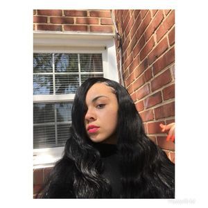 Meet your Posher, Tajah mona'e